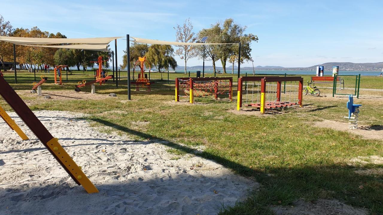 בלטונללה Lelle Resort B20 מראה חיצוני תמונה