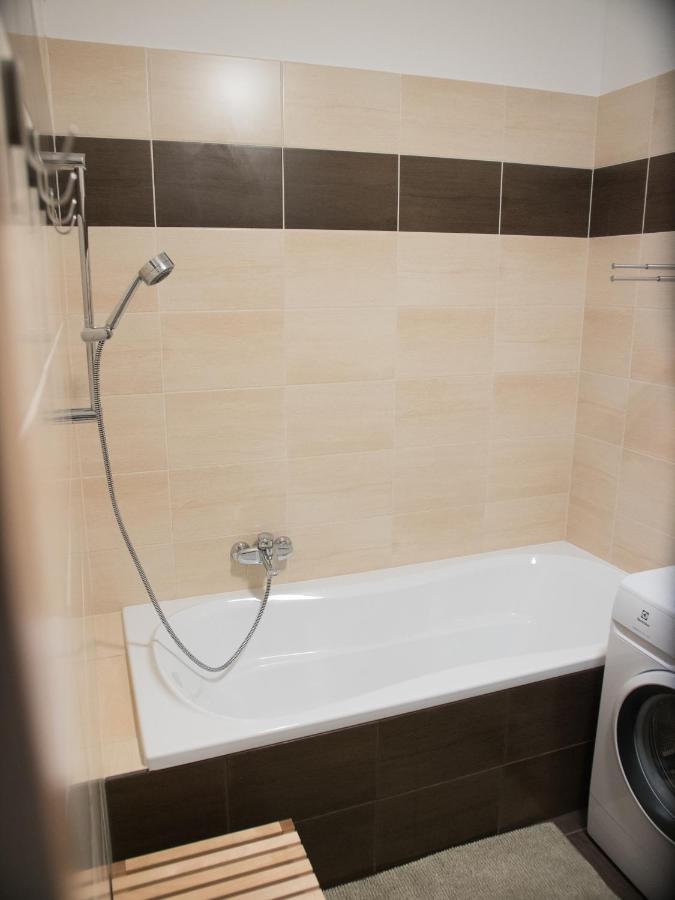 בלטונללה Lelle Resort B20 מראה חיצוני תמונה
